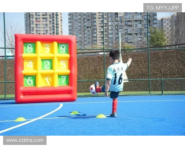 足球明星你问我猜挑战赛揭晓谁是球场之王的秘密与魅力